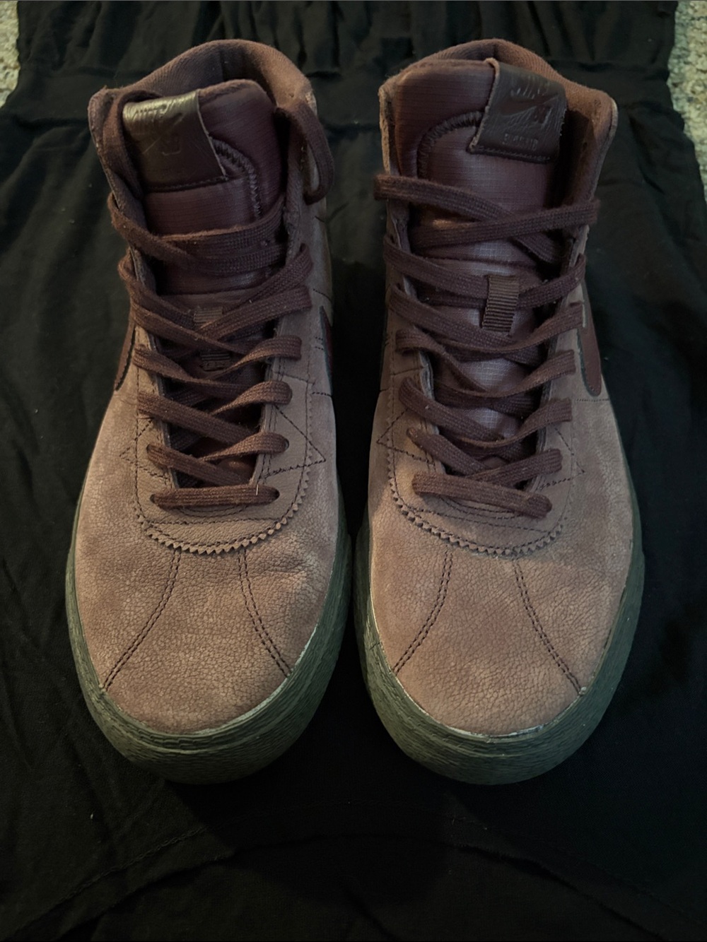 Nike Bruin Women’s High-Top Premium SB Burgundy Crush Suede Sneakers